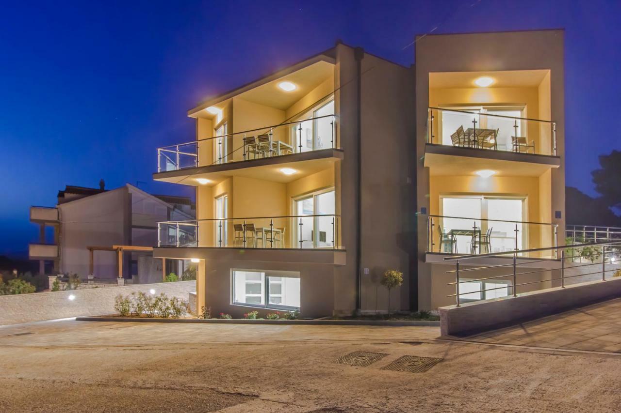 Villa Ilenia Murter Exterior photo